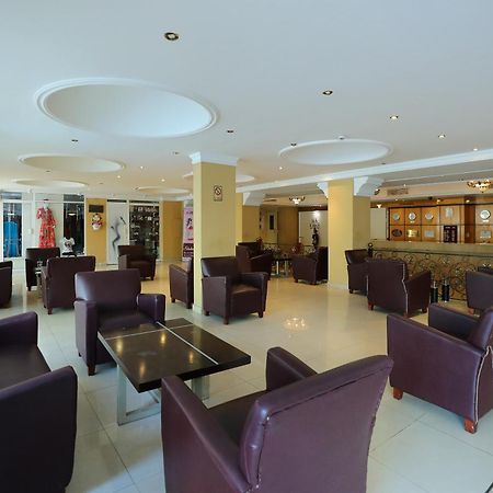 Oyo 112 Semiramis Hotel Manama Extérieur photo