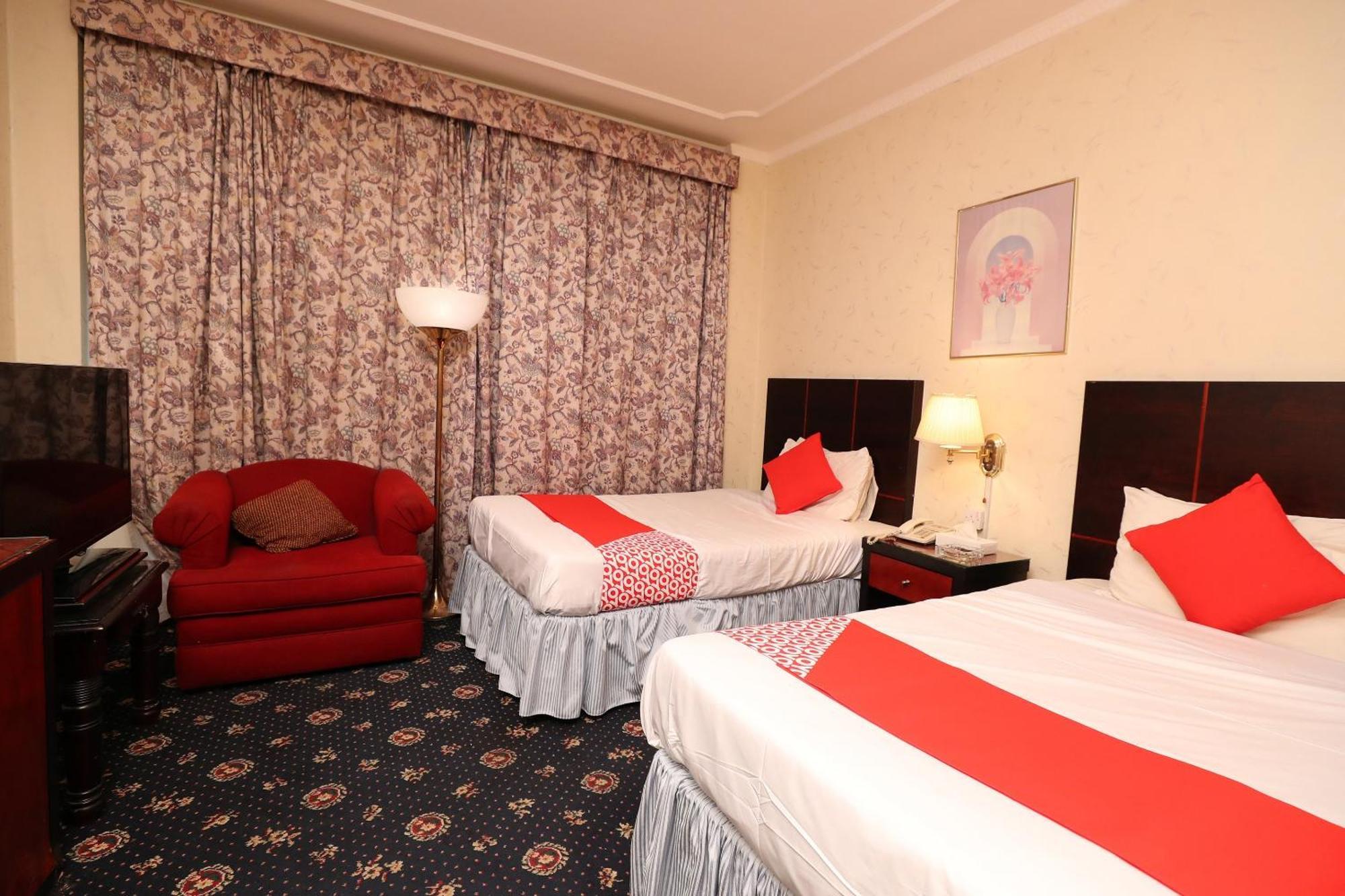 Oyo 112 Semiramis Hotel Manama Extérieur photo