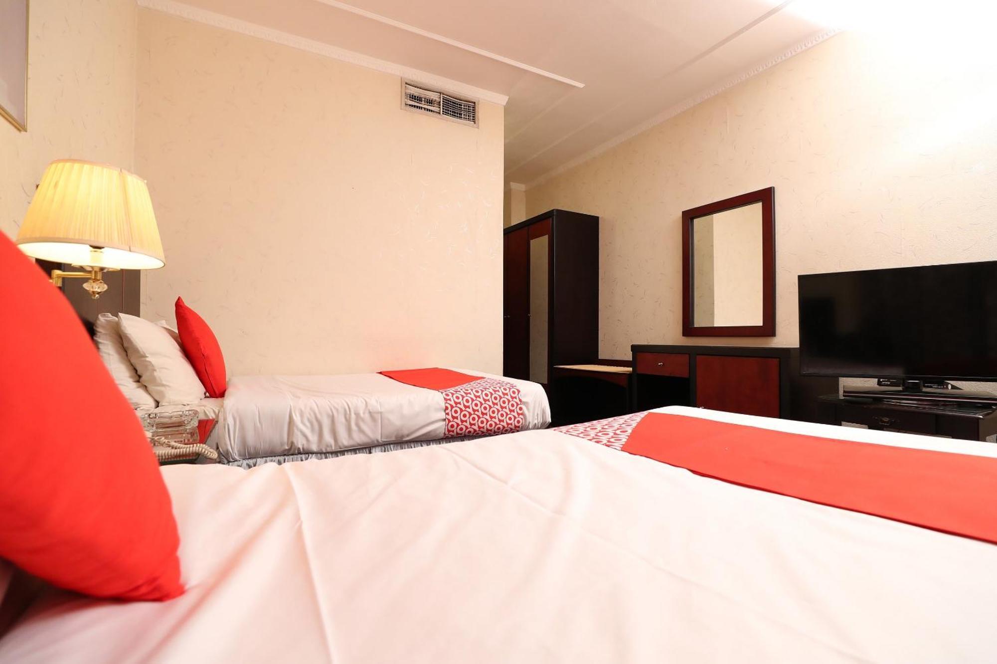 Oyo 112 Semiramis Hotel Manama Extérieur photo
