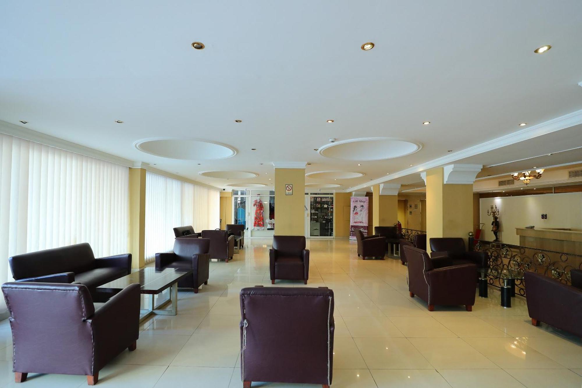 Oyo 112 Semiramis Hotel Manama Extérieur photo