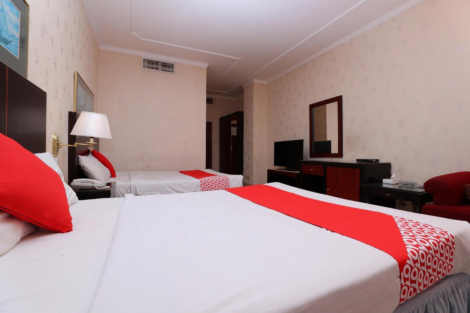 Oyo 112 Semiramis Hotel Manama Extérieur photo